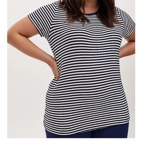 Torrid Size 3 Navy Stripe Tee NWT